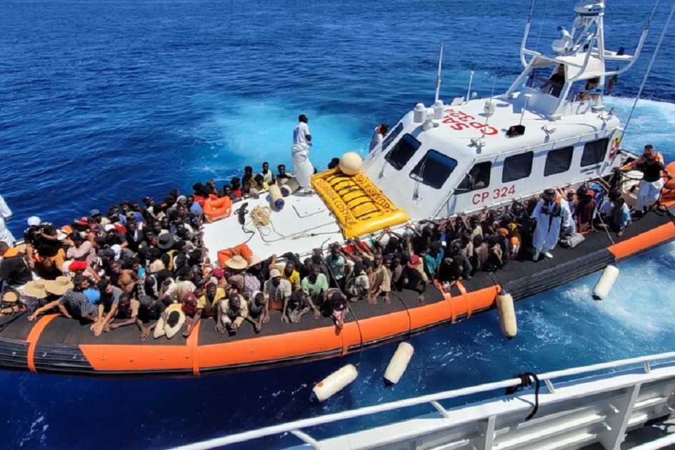 Nuova ondata di sbarchi di migranti nelle coste dell’Agrigentino, nella notte quasi altri mille clandestini sono approdati