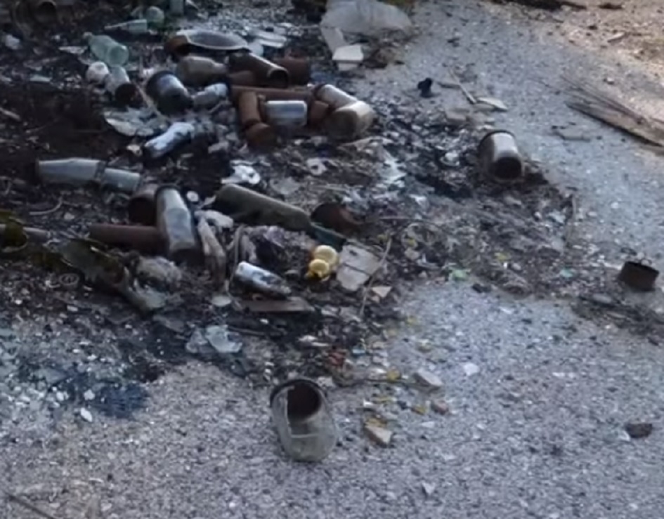 In fiamme rifiuti per strada a Palermo, il rientro dall’emergenza ancora lontano e la spazzatura continua ad andare a fuoco