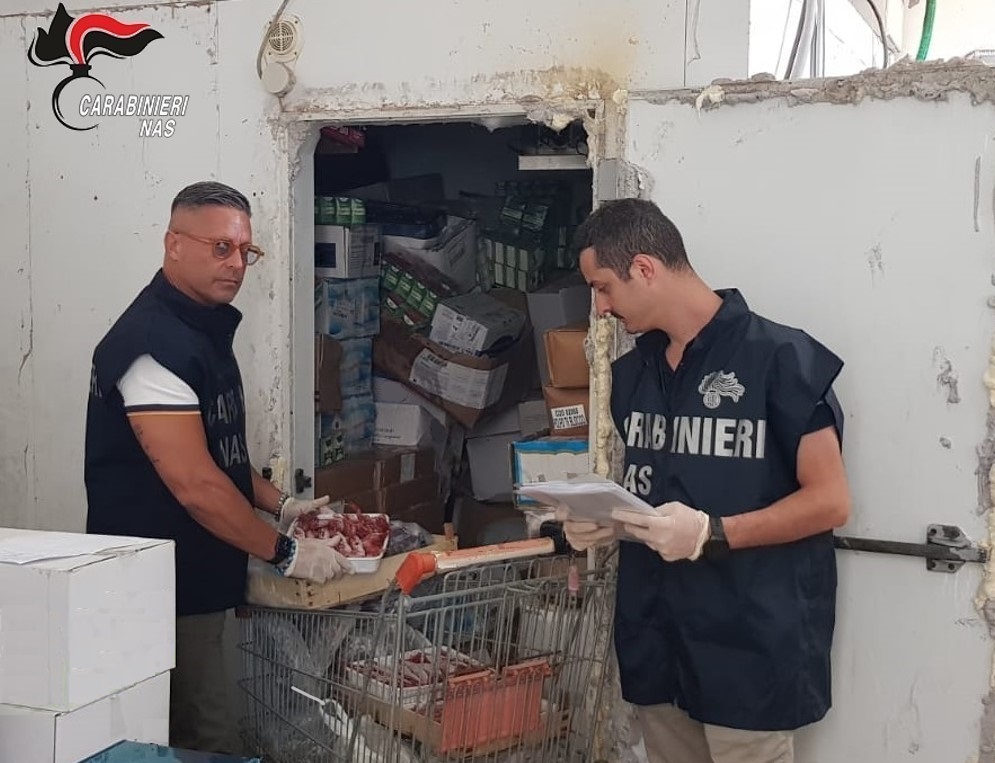 Oltre 120 violazioni riscontrate dai Nas in ristoranti e negozi tra Palermo, Trapani e Agrigento, tra carenze igieniche e prodotti scaduti
