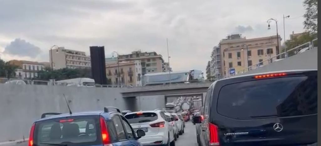 Traffico al Porto di Palermo