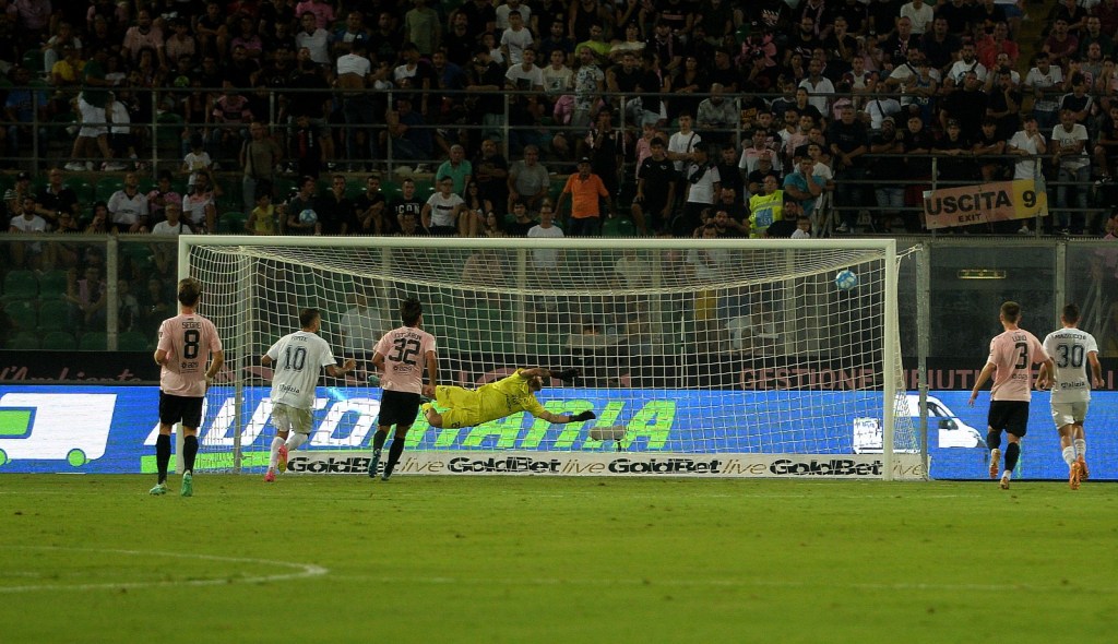 Palermo-Cosenza 0-1, Canotto gol, Foto Pasquale Ponente