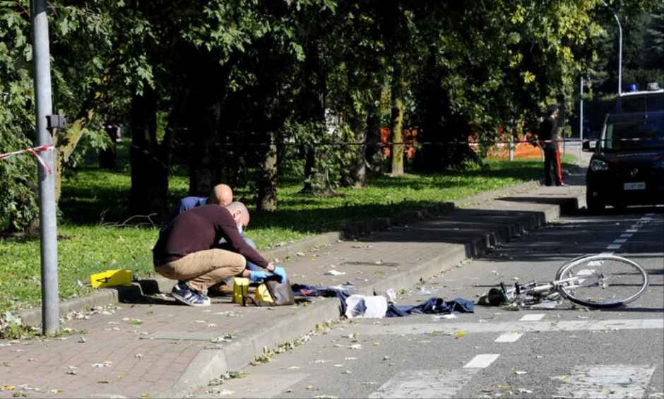 I carabinieri arrestano un pregiudicato accusato di un omicidio nel Milanese, dopo il fatto di sangue era scappato a Catania