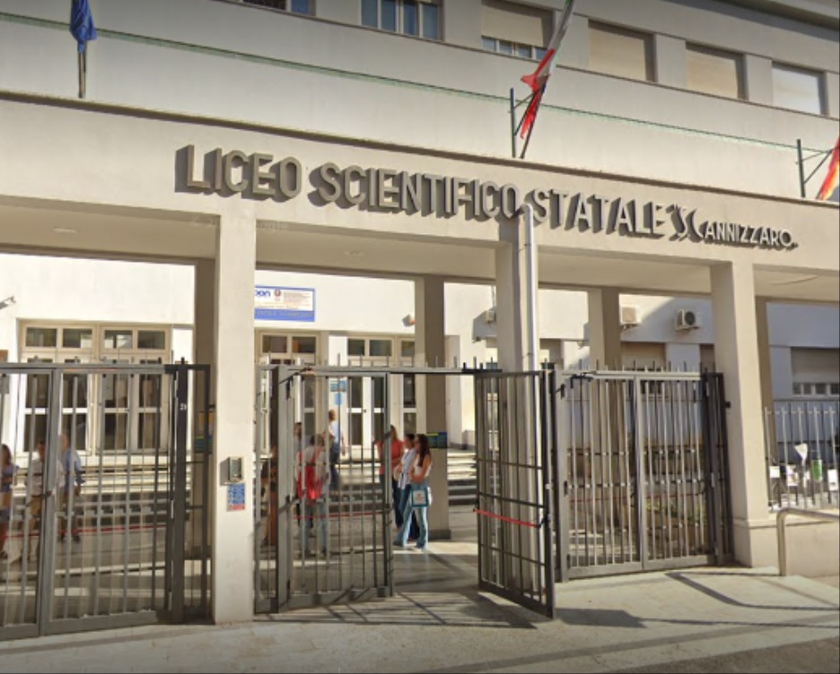 Al liceo “Cannizzaro” di Palermo eliminati i voti sul registro elettronico, gli studenti hanno riscontrato problemi di “ansia”