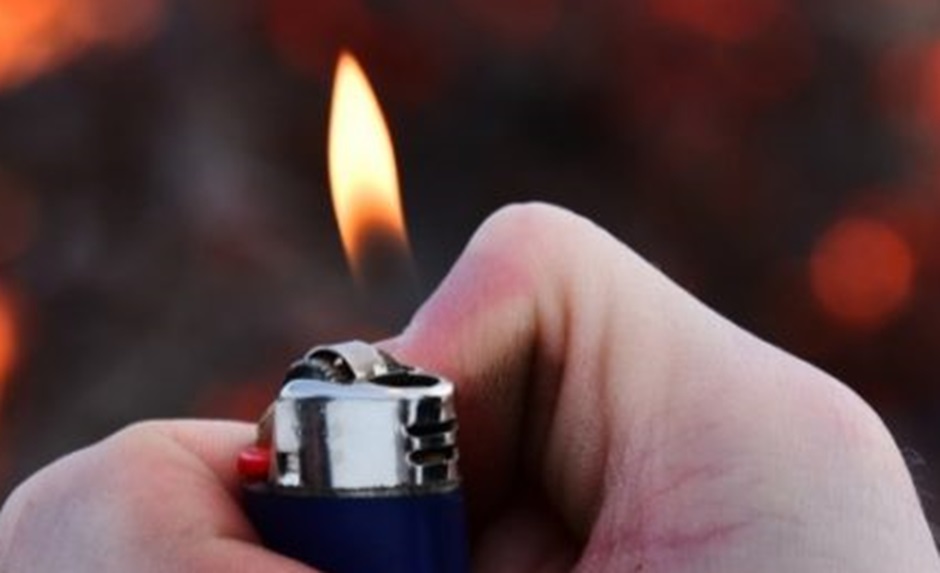 Arrestato un piromane seriale nell’Agrigentino, per tre volte in due mesi ha appiccato le fiamme ad un supermercato e alla sede dell’Inps