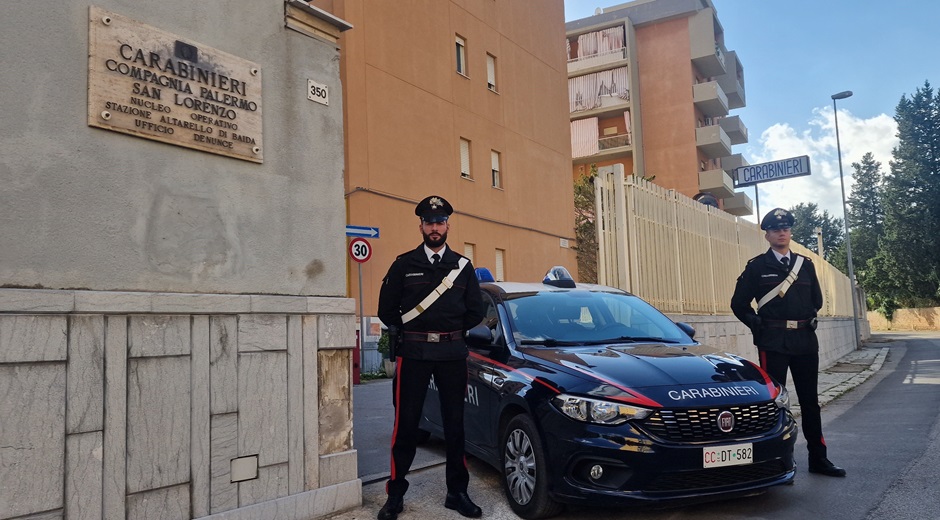 Sospetto via vai di persone da un’abitazione nel quartiere Marinella di Palermo, arrestato giovane spacciatore