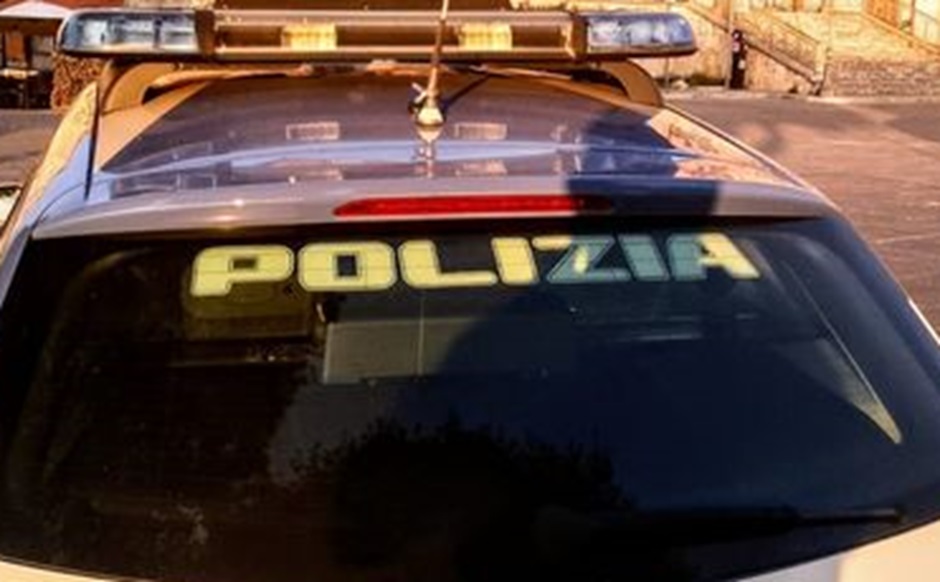Un arresto della polizia nel quartiere Ballarò, un uomo aveva allestito in casa sua un piccolo laboratorio per confezionare gli stupefacenti