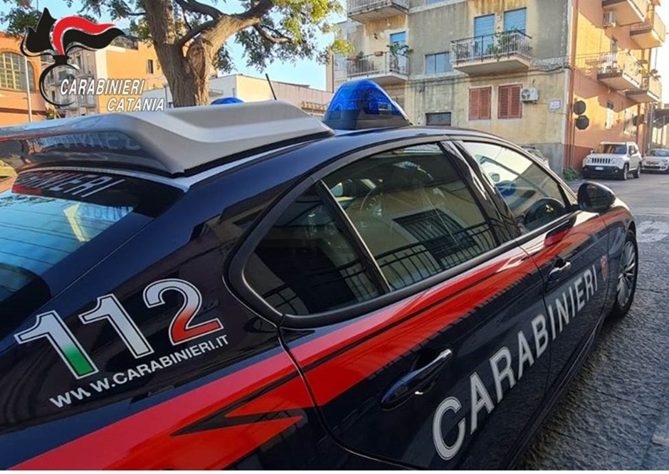 Un pregiudicato di nuovo arrestato per spaccio di droga a Catania, consegnava dosi a domicilio col motorino elettrico