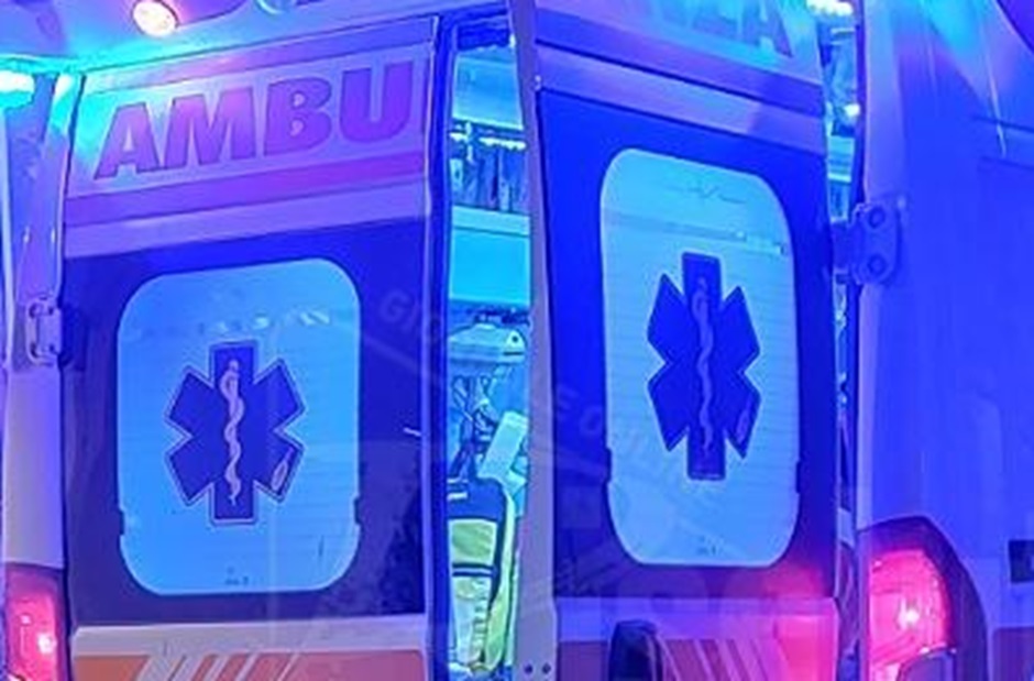 Una giovane di 18 anni muore nel catanese per un incidente stradale, violento e fatale scontro frontale fra due mezzi