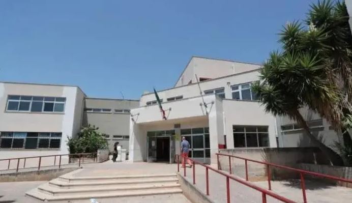 Scuola Giovanni Falcone, Zen