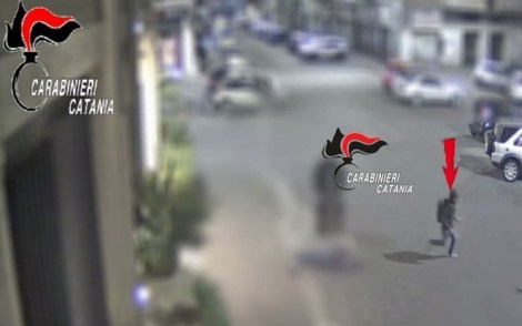 La fuga dopo l'aggressione