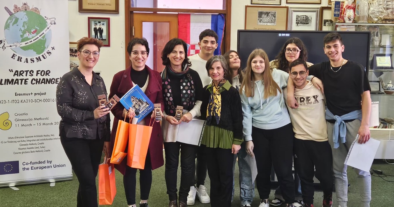 Il Cioccolato di Modica Igp al fianco dell’Istituto d’Istruzione