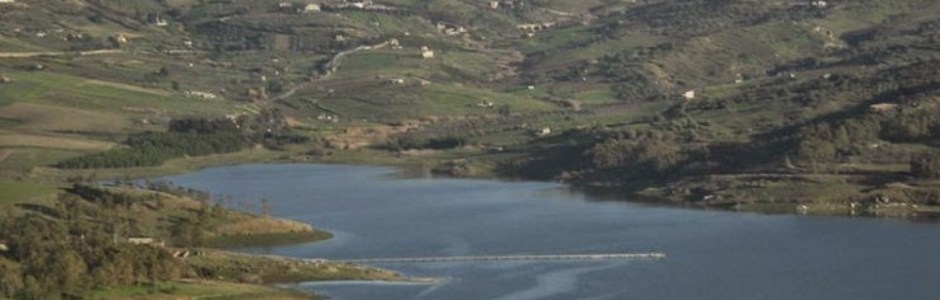 Siccità in Sicilia, acqua da invaso Gammauta alla diga Castello per irrigare i campi