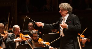 Gabriele Ferro sul podio dell’orchestra del teatro Massimo per dirigere Stabat Mater di Rossini