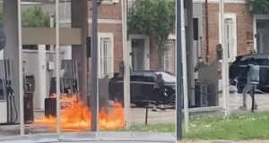 “Do fuoco a tutto” e incendia il distributore di benzina, paura a Ravenna (VIDEO)