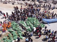 Mille studenti puliscono area del Foro Italico a Palermo