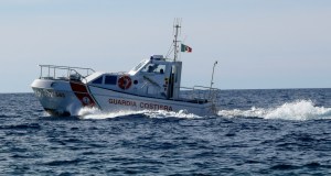 Salvata tartaruga a Porticello, sgomberata spiaggia libera a Campofelice