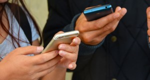 Gruppo social con contenuti neofascisti, indagato un 15enne