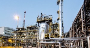Eni: bioraffineria Priolo pronta nel 2028, tempi più lunghi per impianto Hoop