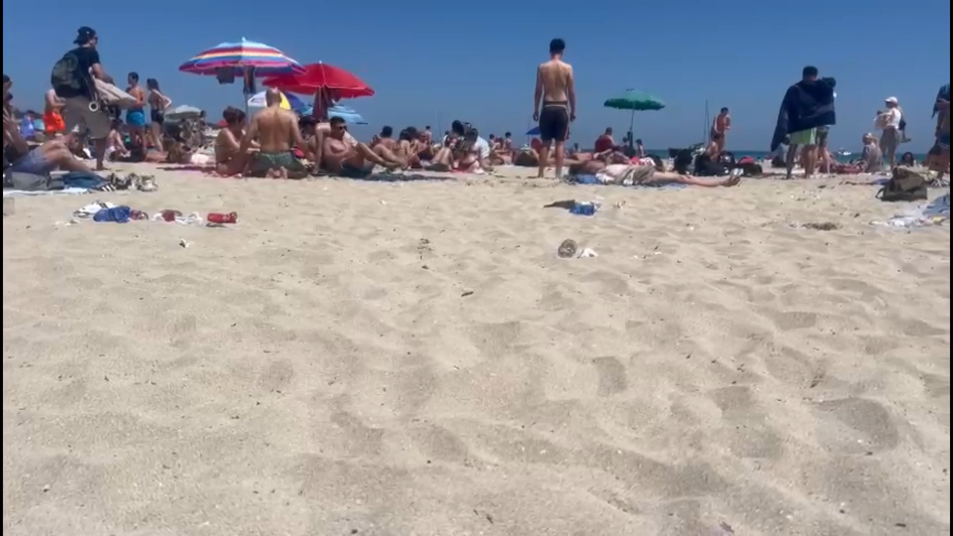 Spiaggia Mondello sporca 6