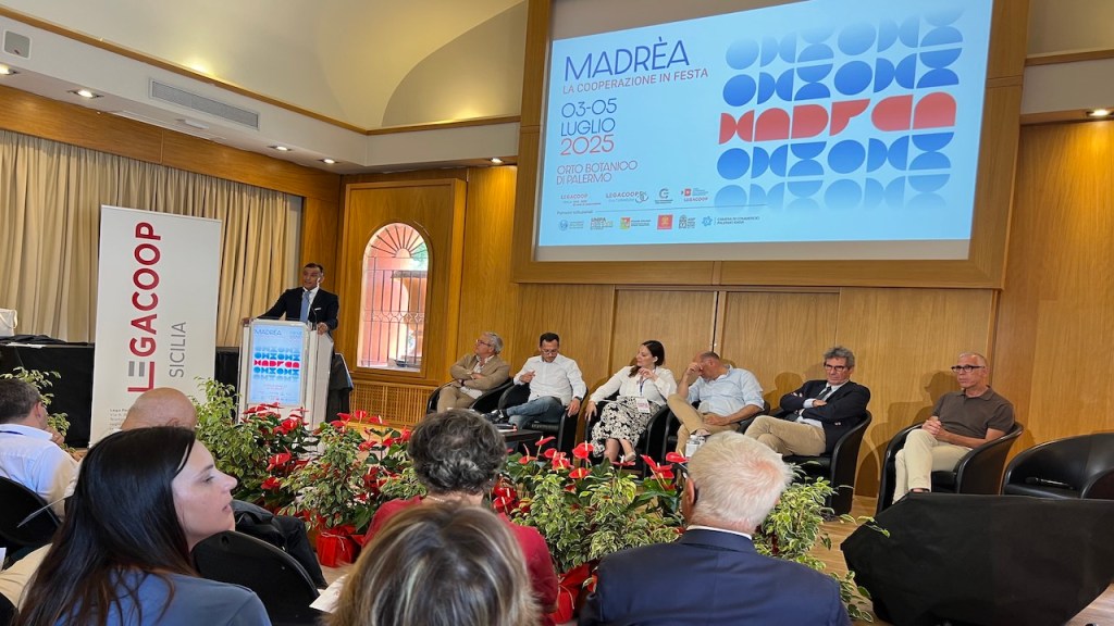 Tamajo apre MADRéA