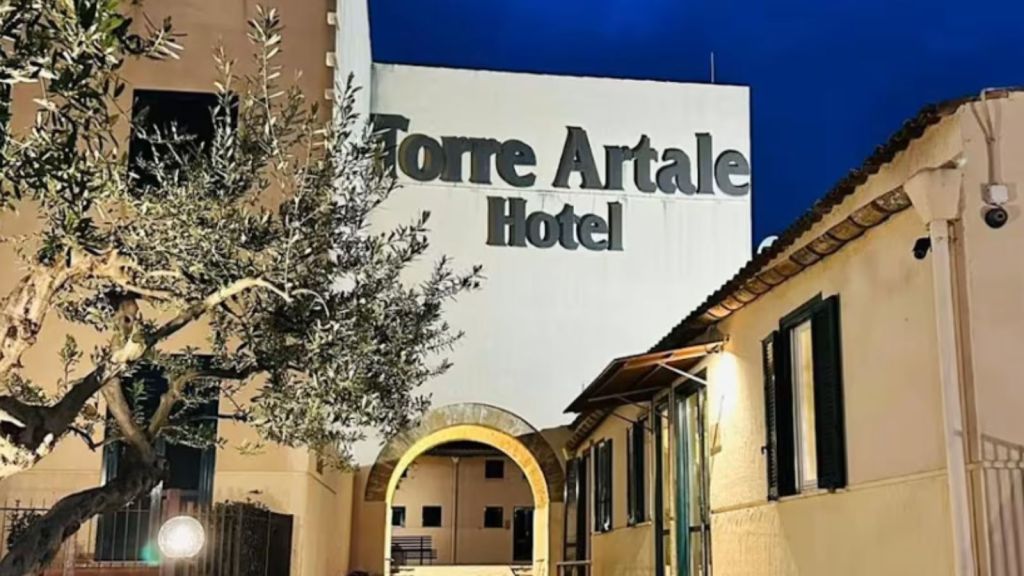 Torre Artale Hotel