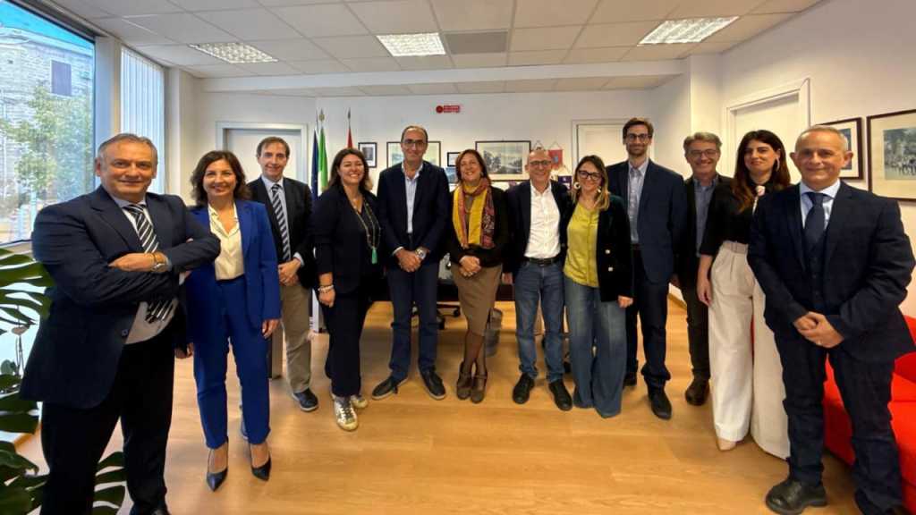 Firma contratti Dirigenti Policlinico Palermo