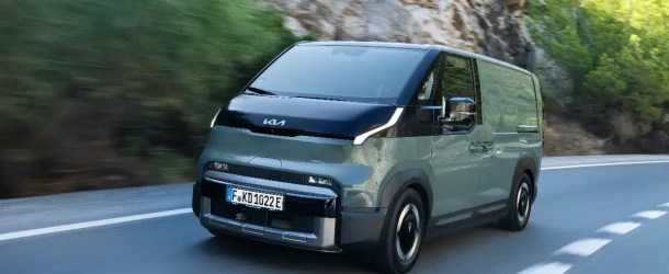 KIA PV5 Cargo: record mondiale di autonomia per il furgone elettrico, disponibile a Palermo da Astercar
