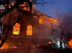 Notte infernale a Kyiv alla vigilia del vertice Trump – Zelensky