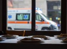 Mangia troppe lenticchie a Santo Stefano, rischia di morire per una rara sindrome