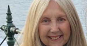 “È una strega” e uccide la madre con 30 coltellate