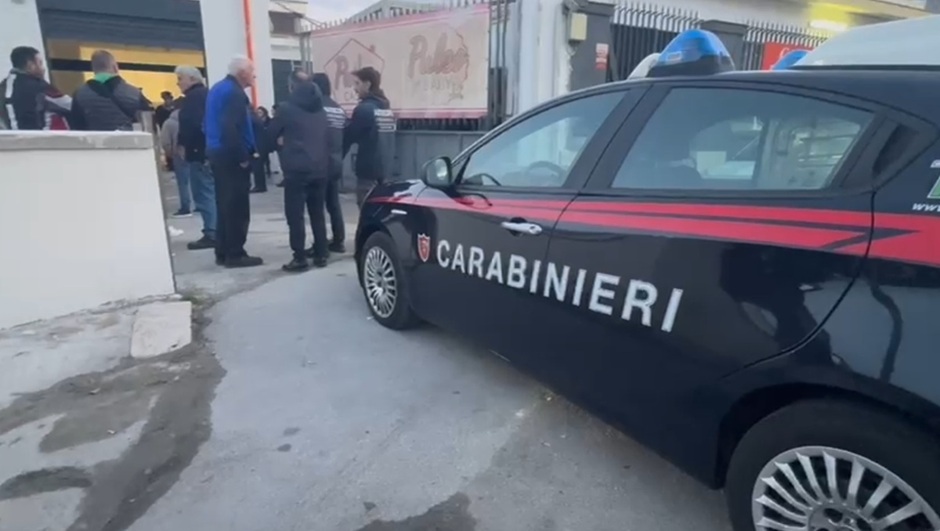 Operaio di 40 anni cade da impalcatura e muore in una ditta in via ...