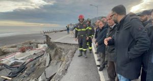 Ciclone Harry, Schifani nei luoghi devastati dalla furia del mare