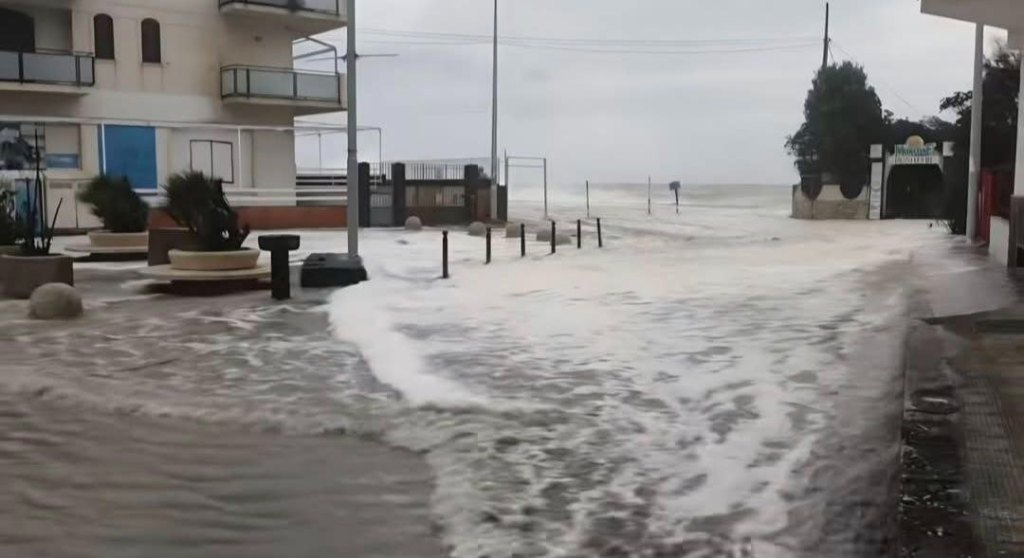 Il ciclone Harry a Fondachello di Mascali