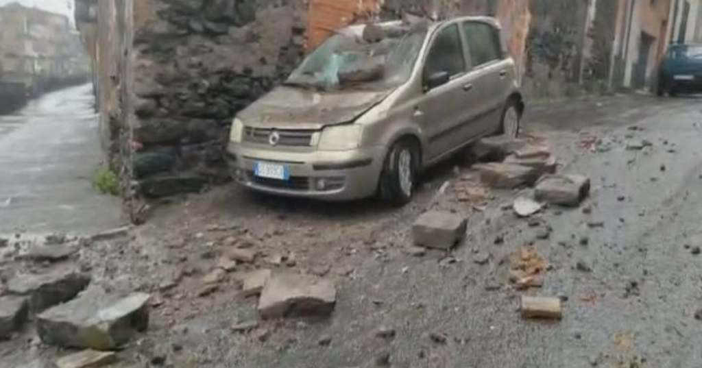 Ciclone Harry, danni a Biancavilla