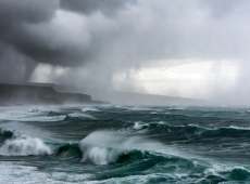 Maltempo estremo al Sud: cosa aspettarsi dal ciclone “Harry”