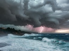 Maltempo estremo: piogge record e vento violento in arrivo