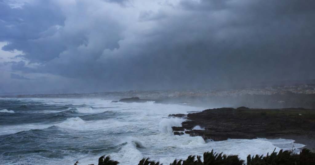 Scirocco e mare grosso