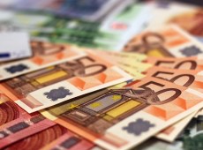 Boom di 50 euro false in circolazione: come riconoscerle