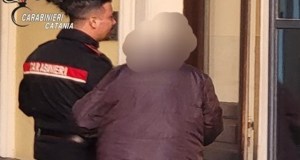 Incubo familiare a Grammichele, arrestato 35enne ha picchiato la figlia di 17 anni