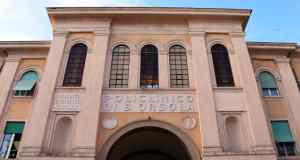 Bimba di 2 anni in gravi condizioni per la meningite tubercolare