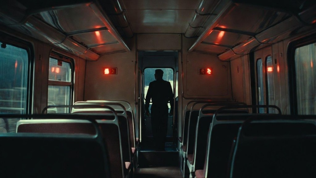 Interno di un treno regionale europeo, immagine simbolica dopo l’uccisione di un capotreno durante un controllo biglietti in Germania