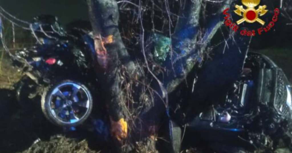 Incidente a Saronno: due giovani morti