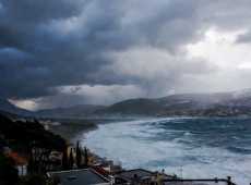 Meteo Italia: ciclone bomba e crollo temperature di 10°C