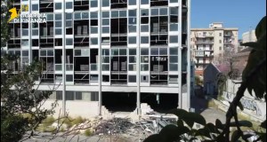 Bonifica dell’amianto non a norma, sequestrato l’ex centro elettronico del Banco di Sicilia