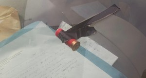 Proiettile sull’auto del consigliere Mpa: Lentini sotto shock nel pieno della crisi politica