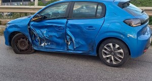 Tampona un’auto, ferisce una donna e scappa: preso pirata della strada