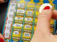 Vince 500mila euro al Gratta e Vinci e sparisce, il compagno: “Non la denuncio”