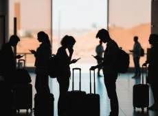 Guerra nel Golfo, la Farnesina attiva l’allerta per gli italiani all’estero: cosa fare