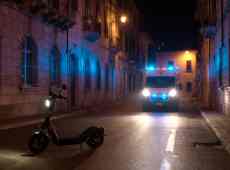 Monopattino guidato da 13enne travolge e uccide un anziano