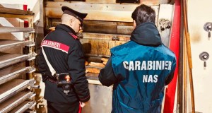 Sequestrati dai carabinieri del Nas 2 quintali di dolci pasquali a Palermo